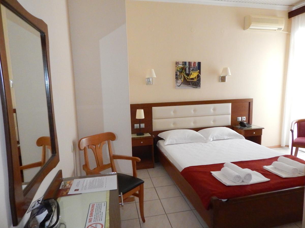 Gold Stern Hotell Paralía Eksteriør bilde